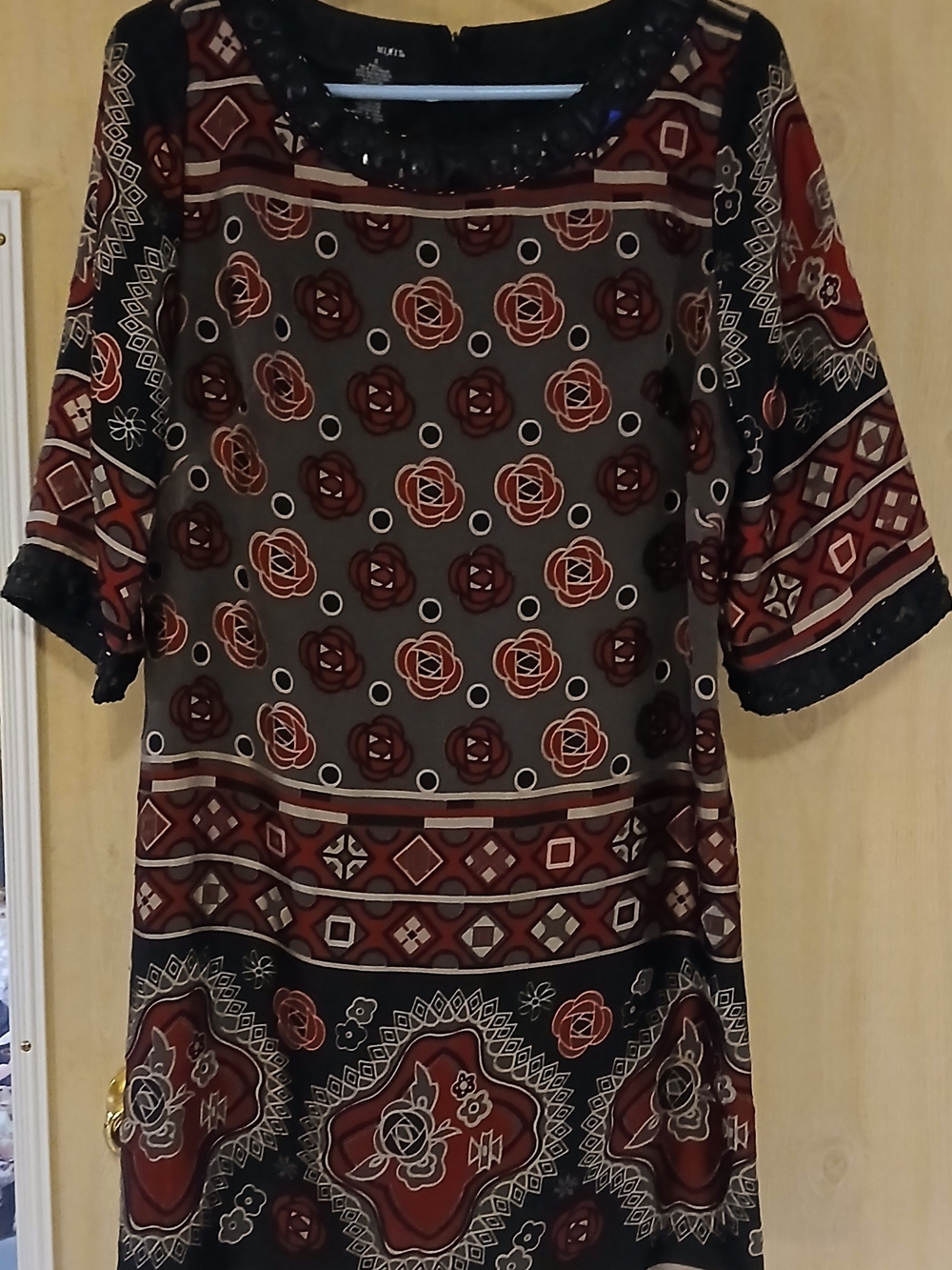 Women’s Patterned Scoop-Neck Tunic Top Red, Grey and Black
